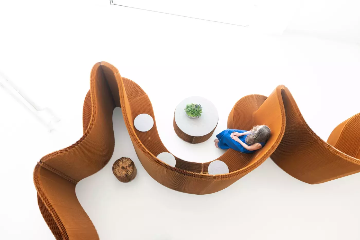 High-resolution showroom photo with modern furniture